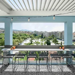 https://hostel-zeus-is-loose.hotelschalkidiki.net